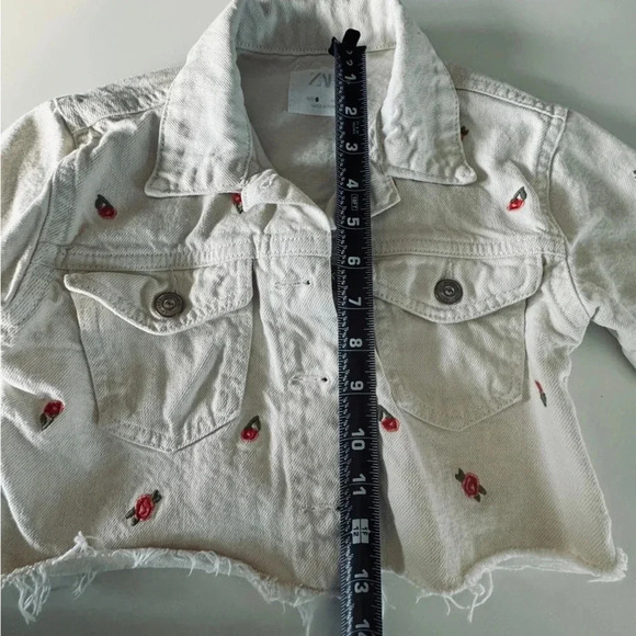 ZARA + GAP || 6-8 Years Green Floral & Cream Bundle Jacket and Shirt - Picture 4 of 11